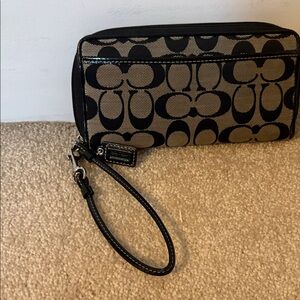 Coach Signature Canvas Wristlet in Grey and Black Patent Trim